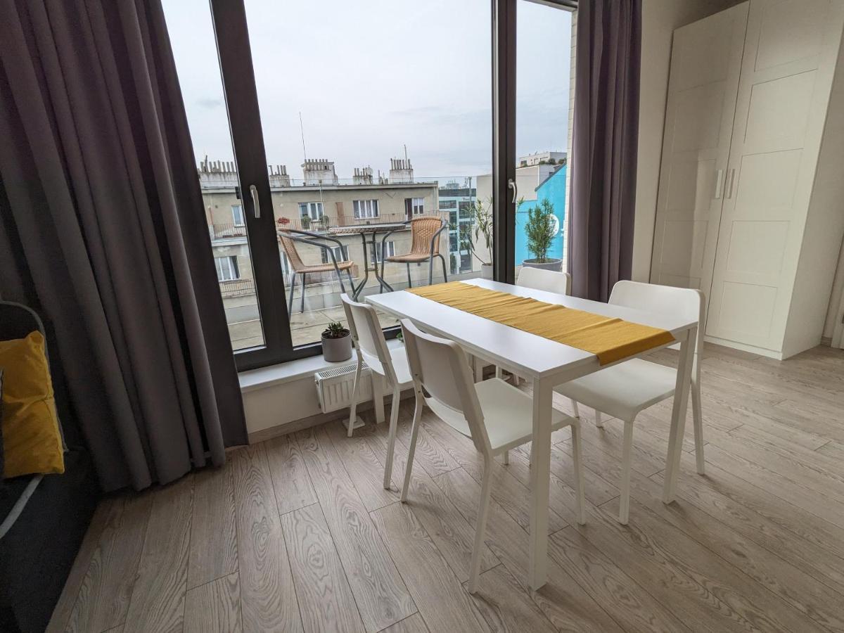 Cozy Apartment With Big Terrace In Central Prague - Karlin Ngoại thất bức ảnh